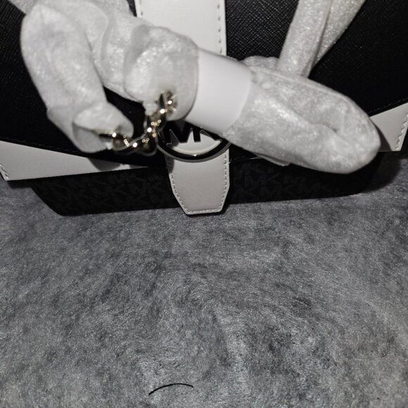 Michael Kors - Greenwich Small Color-Block Signature Logo Crossbody Bag NWT - Picture 4 of 7